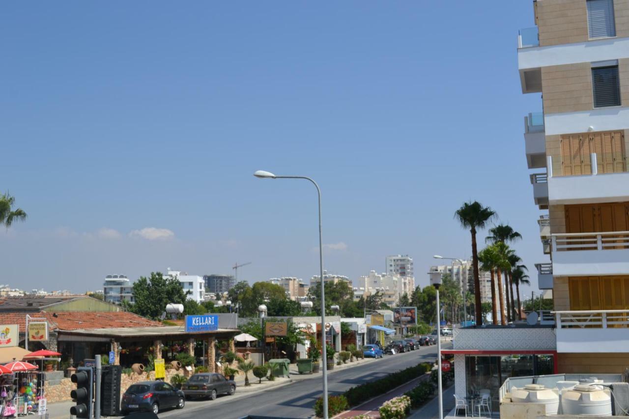 13 Sandy Beach Mackenzie Larnaca Exteriör bild